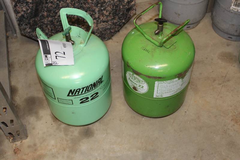 lot 72 image: Lot of (2) National 22 Tank DuPont Freon 22 Tank.