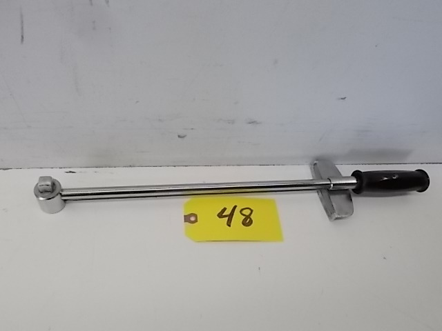 lot 48 image: Craftsman 12 Torque Wrench...