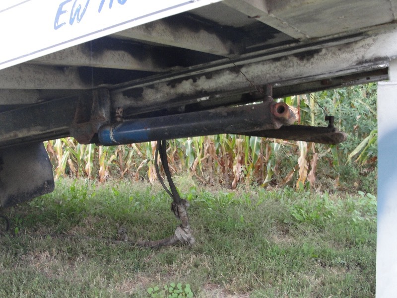 Zips Aluminum Roll -Off Bed with Hydraulic Winch