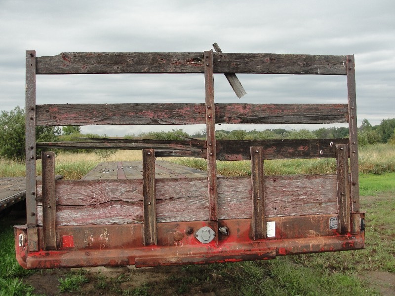 1982 48 Flat Bed Trailer
