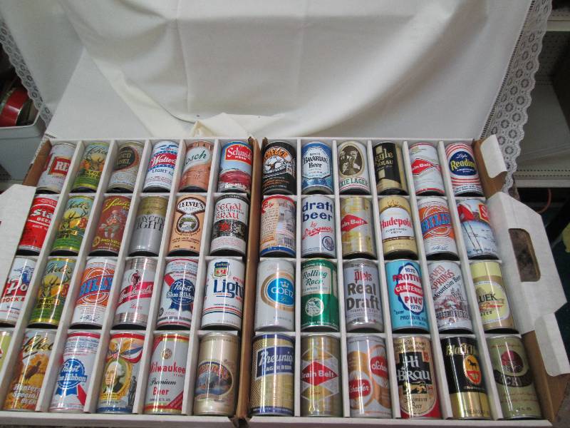 Old Beer cans from ,Lager  beer, Gr...