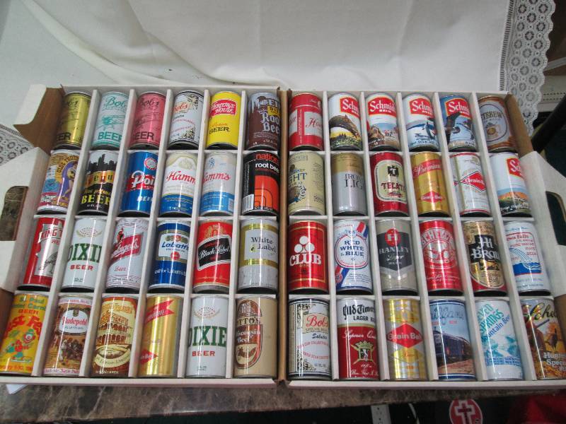 Old beer cans from Club beer, Grain...