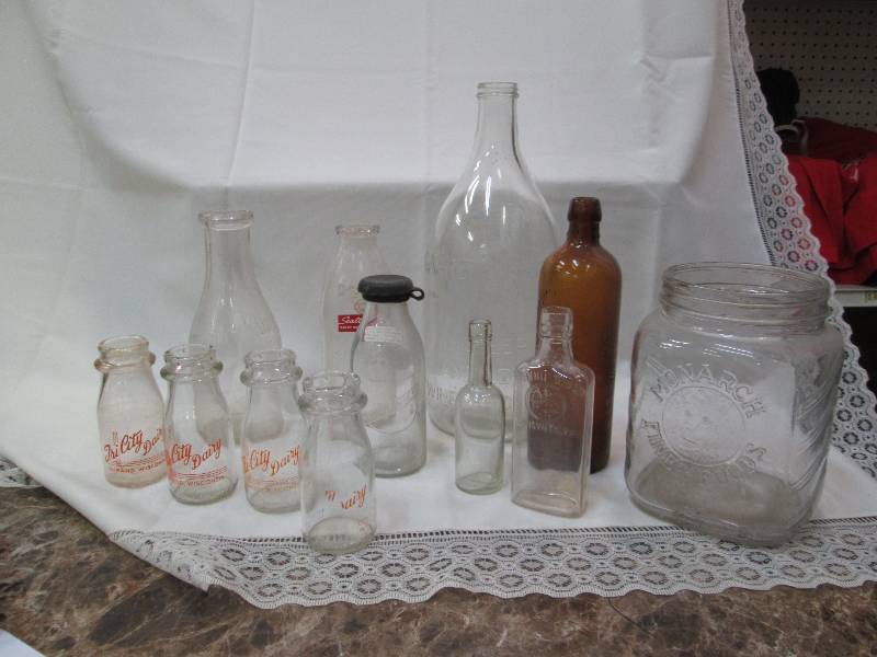 Different kids of glass containers-...