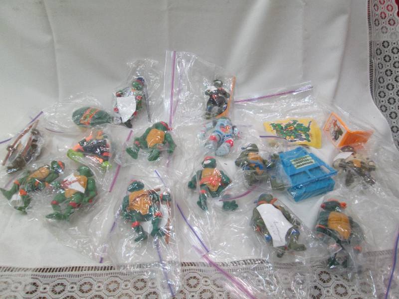 Assortment of Ninji Turtles...