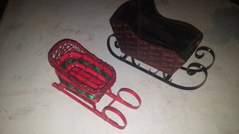 2 Sleighs