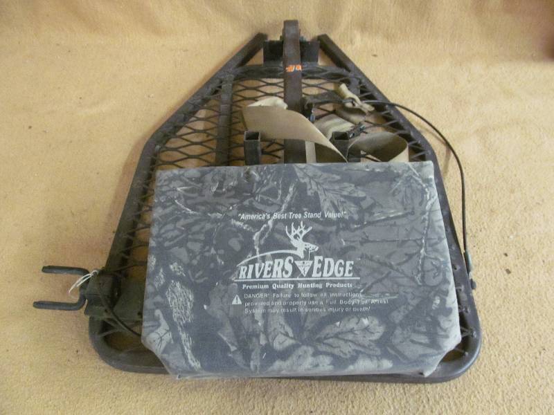 Tree stand
