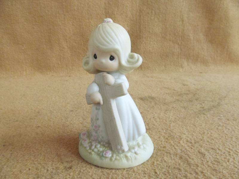 precious moments figurine