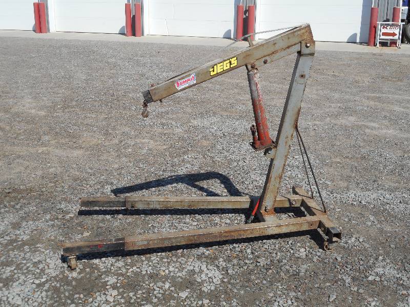 lot 4 image: Heavy Duty Rolling Steel Engine Sta...