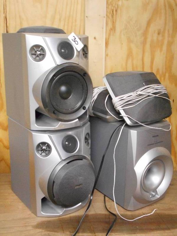 lot 30 image: (5) Phillips Stereo Speakers Includ...