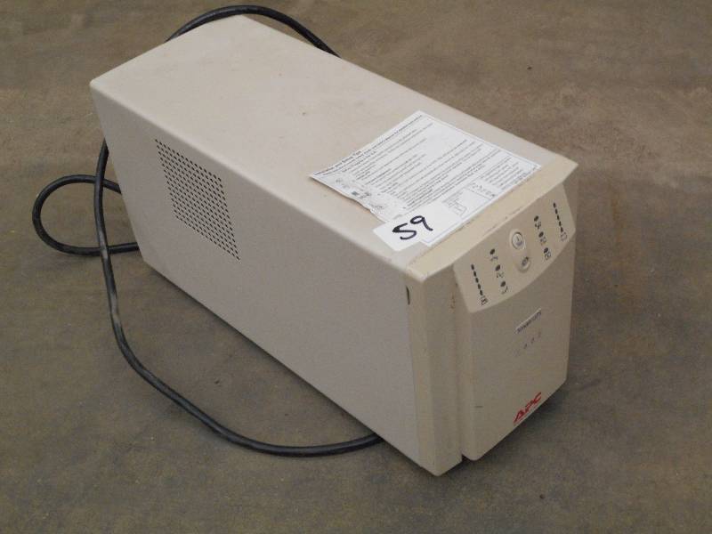 lot 59 image: APC SmartUPS Battery Backup System ...