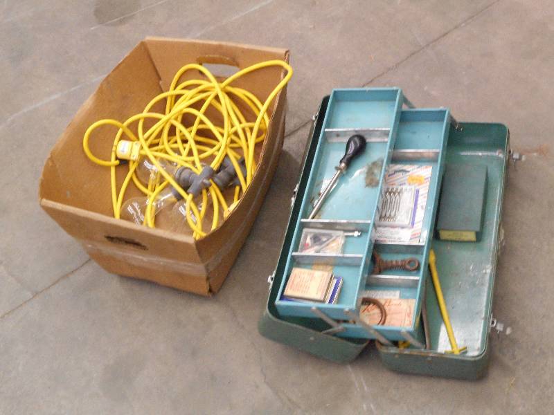 lot 71 image: Simonsen Steel Toolbox With Content...