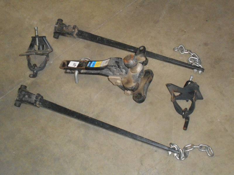 lot 96 image: Reese 12000# Equilizer Hitch Set Wi...