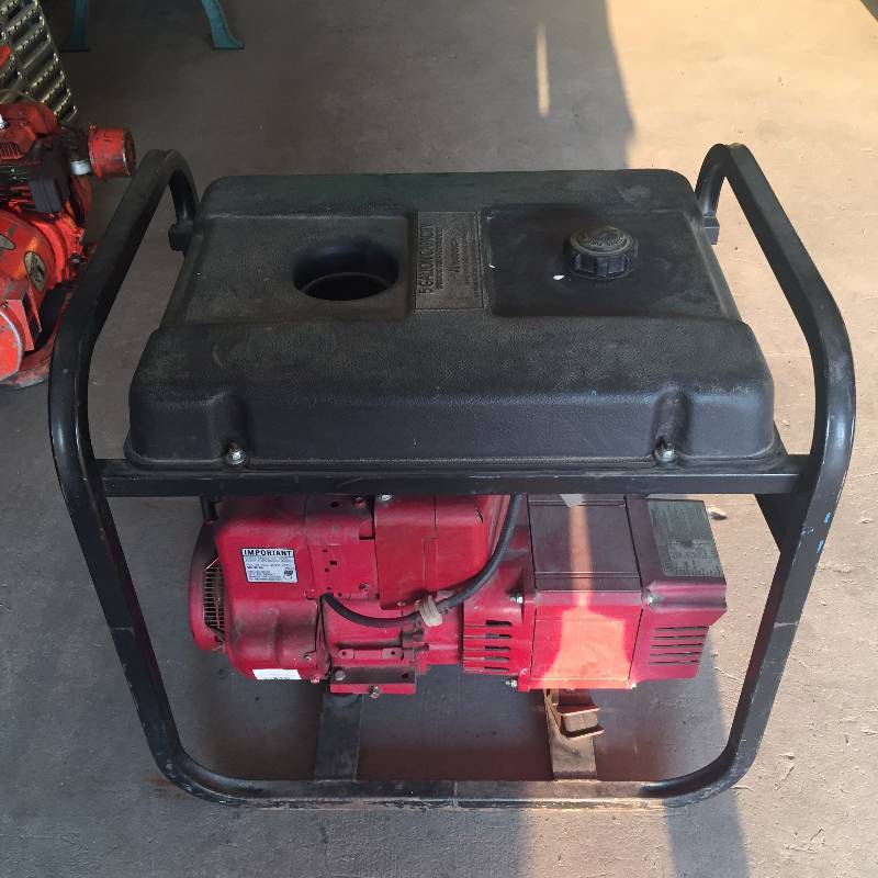 COLEMAN GENERATOR 5000 WATT