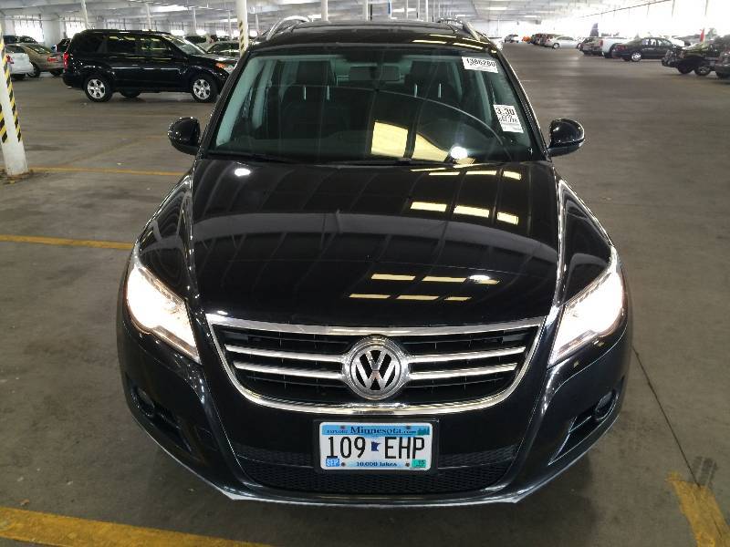 2010 Volkswagen Tiguan 2.0T 4Motion
