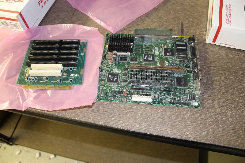 lot 44 image: Desktop motherboard, tested and operational