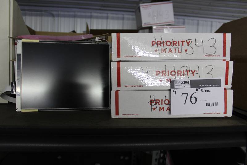 lot 76 image: 3 replacement LCD screens, tested and operational