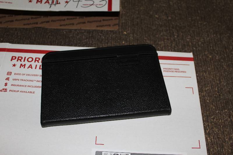 lot 67 image: ereader, as is for parts