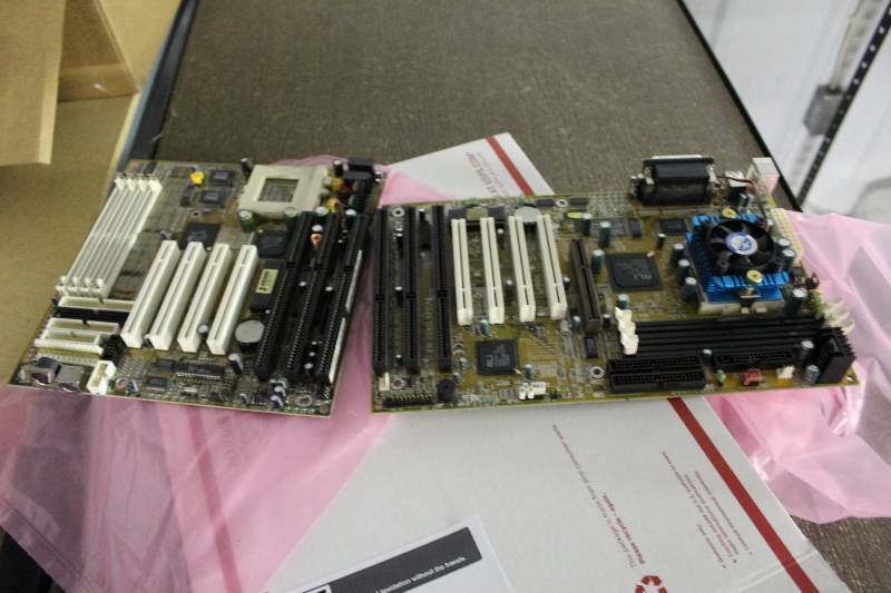 lot 70 image: Desktop motherboard, tested and operational