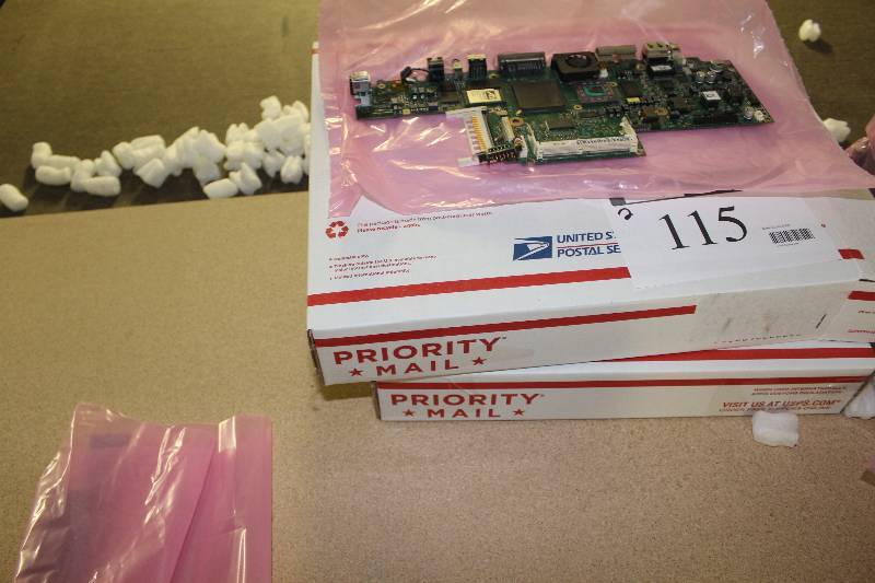 lot 115 image: Laptop motherboard, tested and operational
