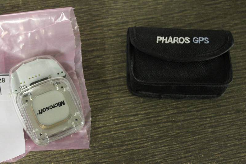 lot 228 image: Pharos Bluetooth Dock for Microsoft and Pharos GPS-500 (PXT22), tested and operational
