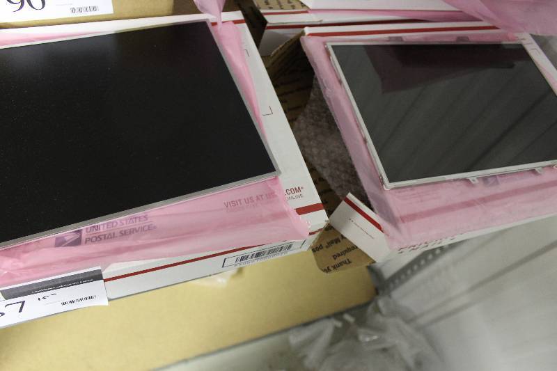 lot 87 image: 2 replacement LCD screens, tested and operational