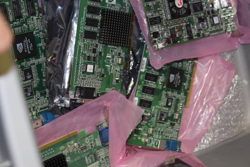 lot 255 image: Misc PCI cards, AGP video card, tested and operational
