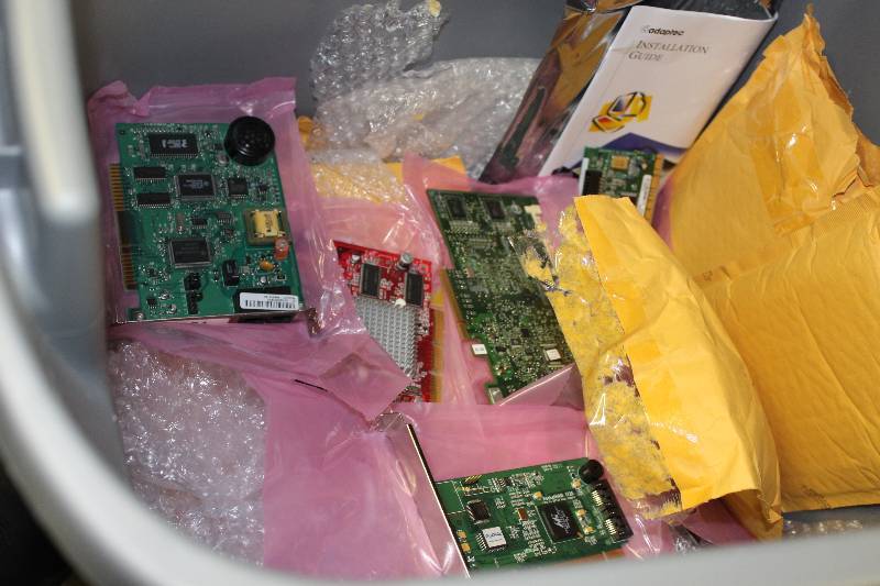 lot 253 image: Misc PCI cards, AGP video card, tested and operational