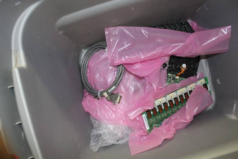 lot 234 image: Laptop keyboard, desktop hard drive, tested and operational