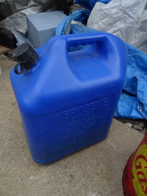 Kerosene can