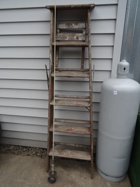 6 wood step ladder