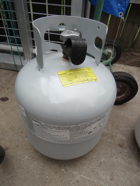 New Style 20 lb. Propane Tank
