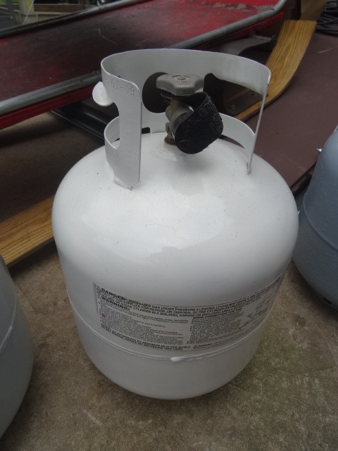 New Style 20 lb. Propane Tank