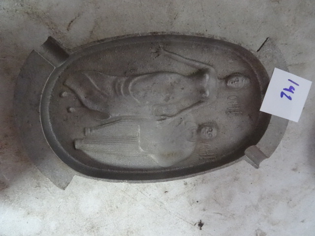 Vintage Aluminum Ash Tray