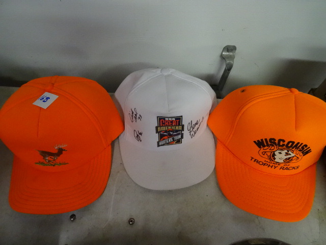 2 Hunters Baseball Caps