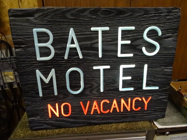 27 X 22 Lighted Boxes Motel Sign