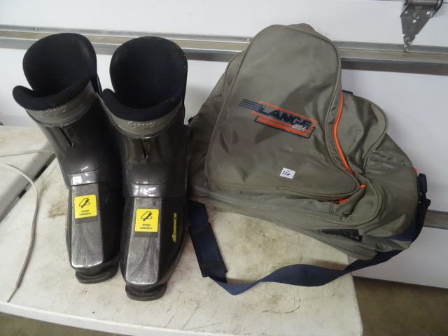 Nordica Ski Boots wBag Unknown Size