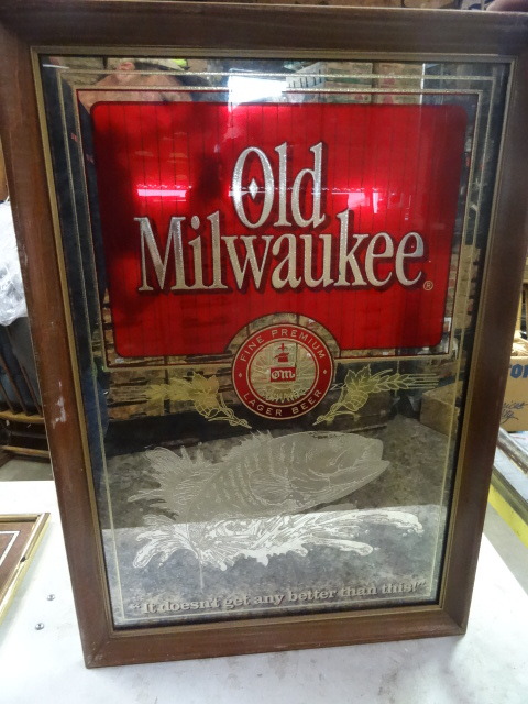 Old Milwaukee Mirrored Wall Hanging