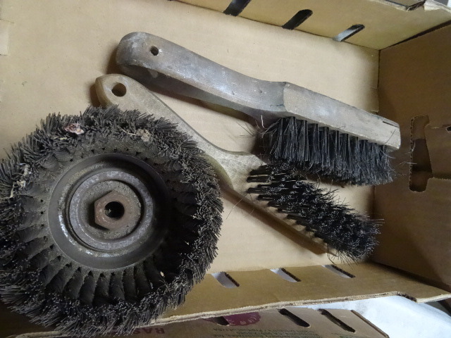 3 Wire Brushes