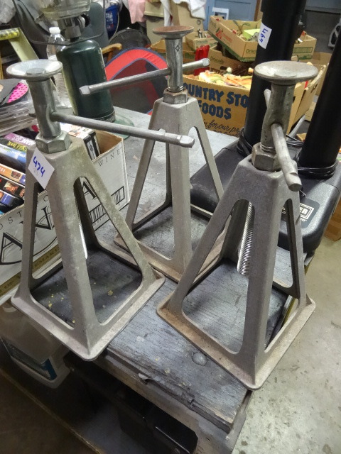 3 Jack Stands