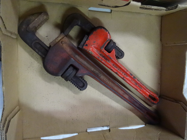 2 Pipe Wrenches 14 and 18
