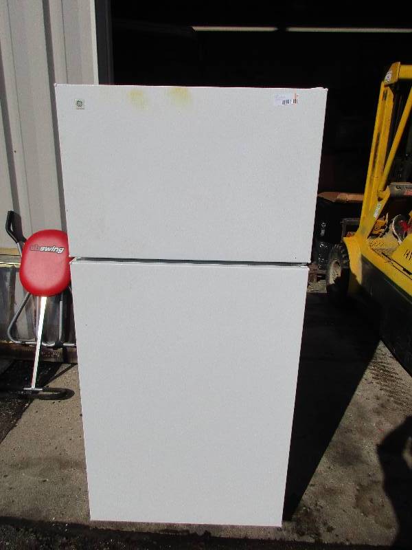 GE Fridge
