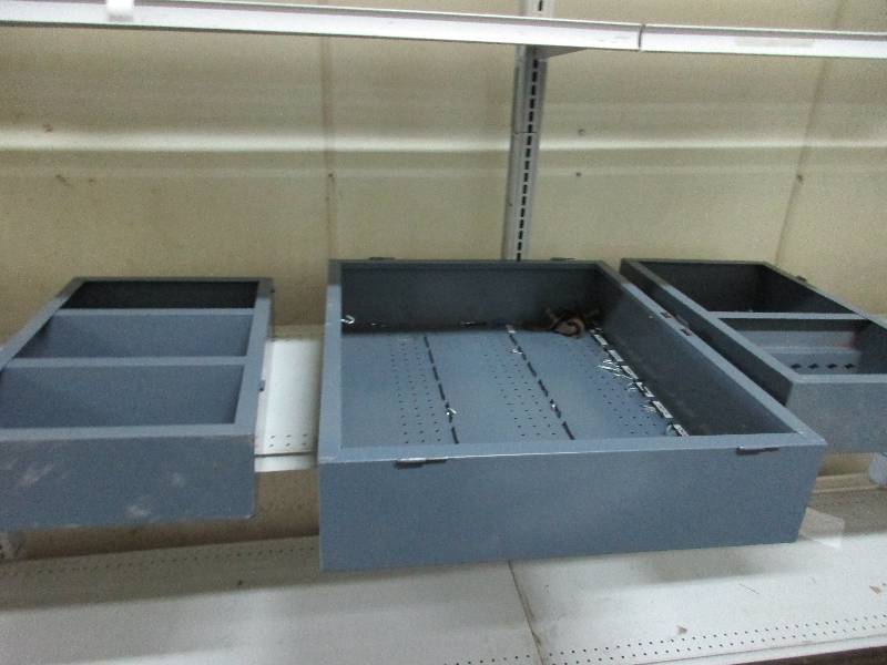 Wall storage cabinet