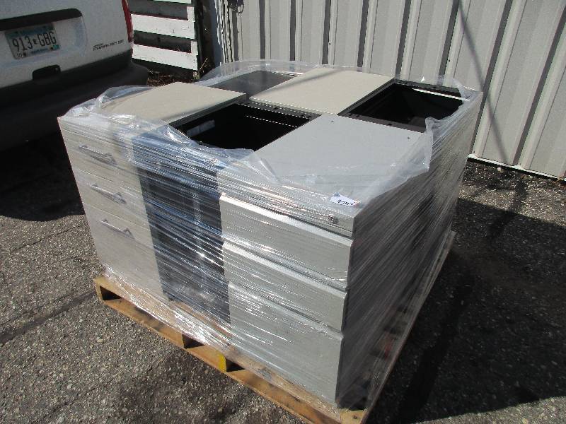 5 sets of drawered cabinets