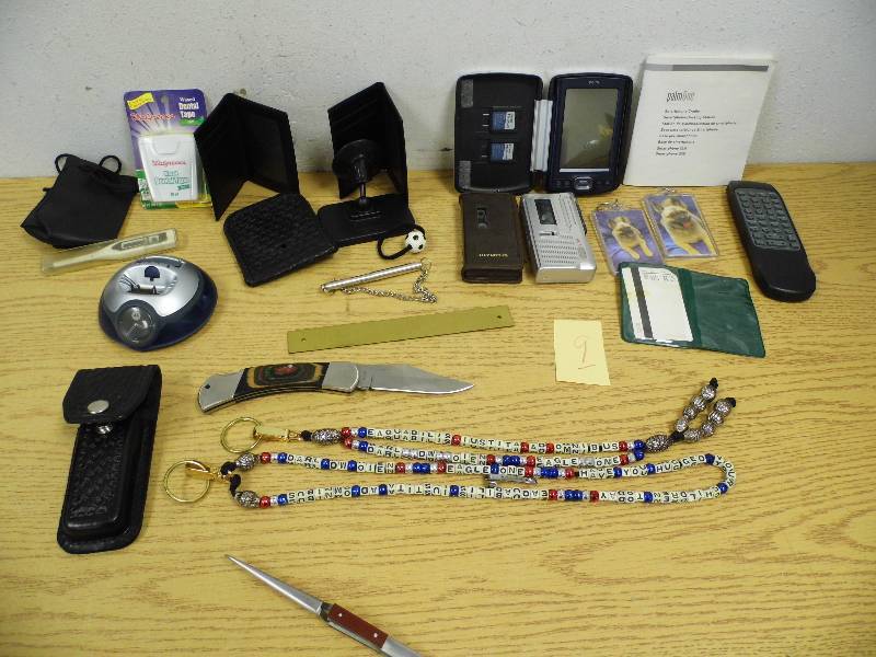lot 9 image: Palm, Lockblade Knife, Recorders with Tote