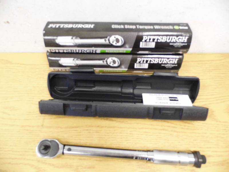 lot 12 image: 2 Torque Wrenches in Cases