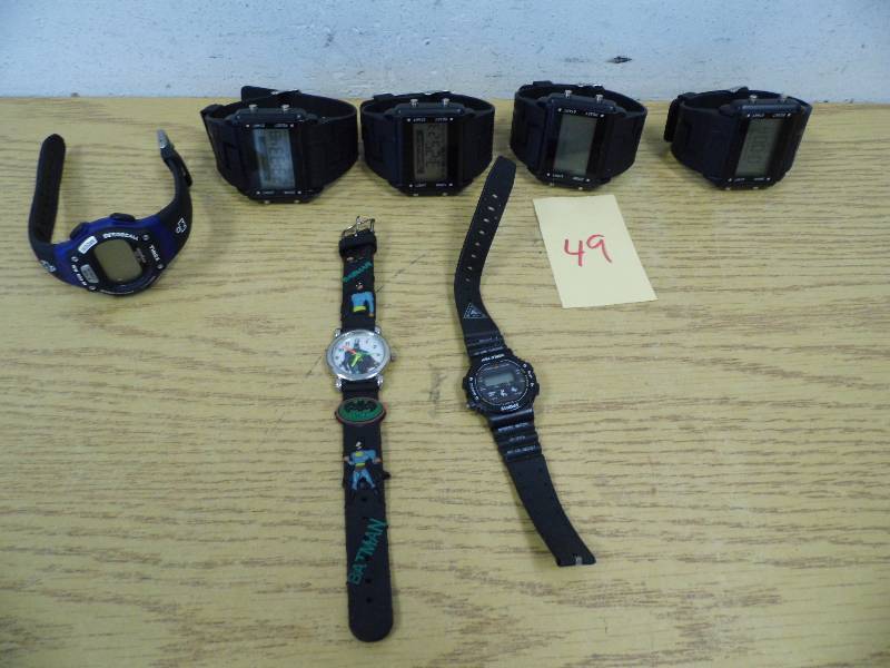 lot 49 image: Watches