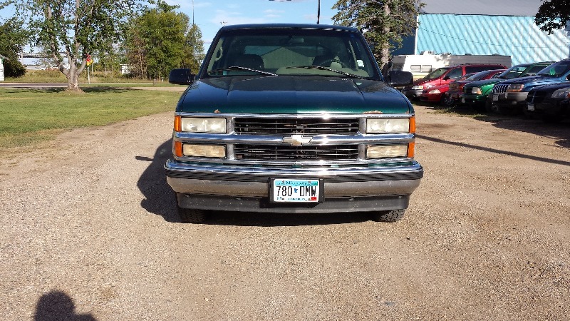 1996 Chevrolet 1500 Cheyenne Reg. Cab Long Bed 2WD