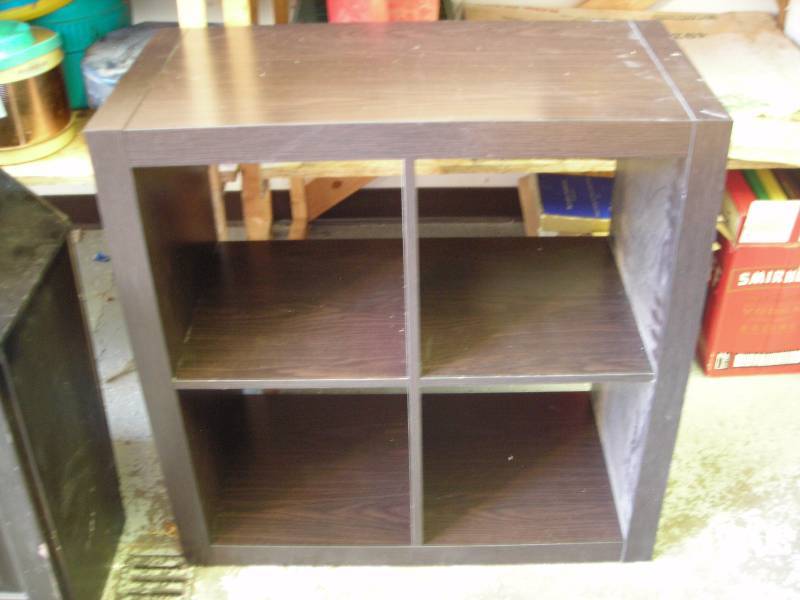 lot 6 image: 4-Compartment Shelf