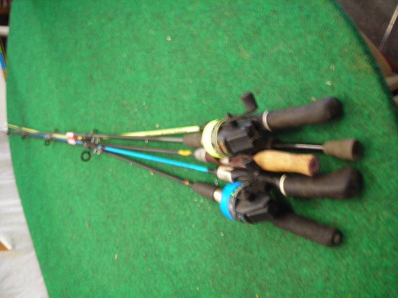 lot 35 image: Lot Of 5 Fishing Rods & Reels