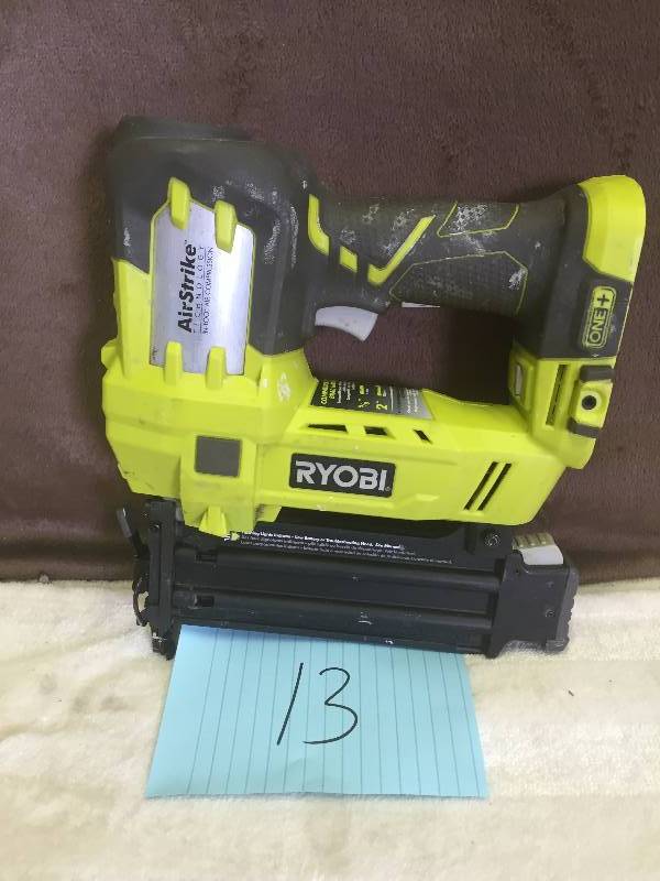 Ryobi 18V Brad Nailer